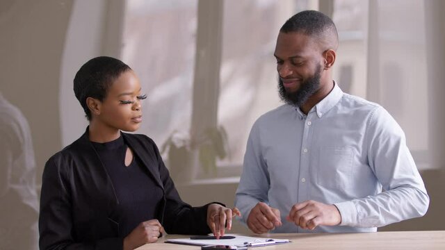 The Lagos tech ecosystem — anchored by innovation hubs in Yaba (Nigeria’s “Silicon Island”) and the bustling commercial district of Ikeja — is rapidly becoming one of Africa’s most lucrative tech job markets.